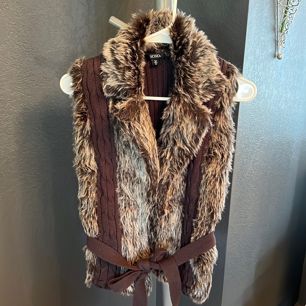 Furr Vest.. New without tags never worn.. XoXo size Small
